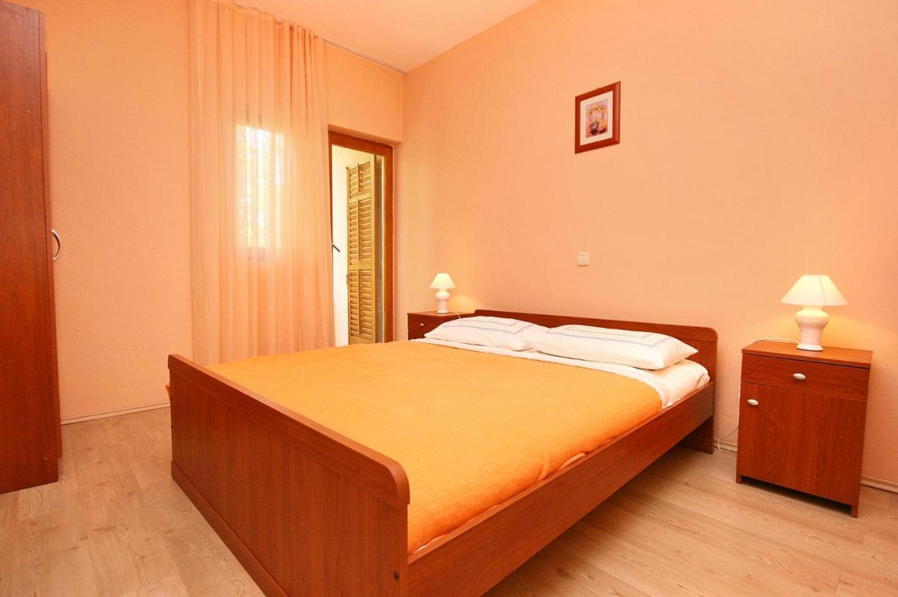 Apartments With A Parking Space Rovanjska, Paklenica - 6209 외부 사진